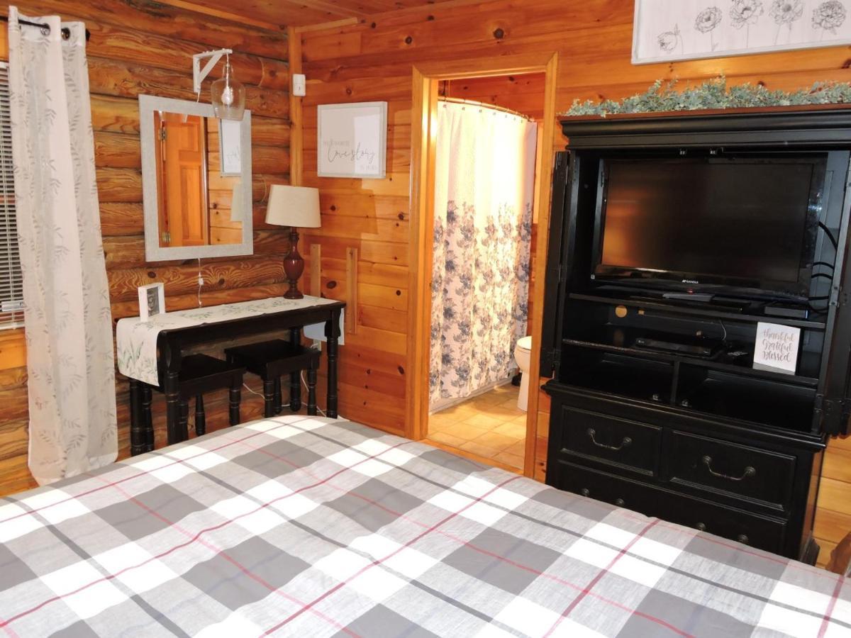 Bear Nakid Villa Pigeon Forge Luaran gambar
