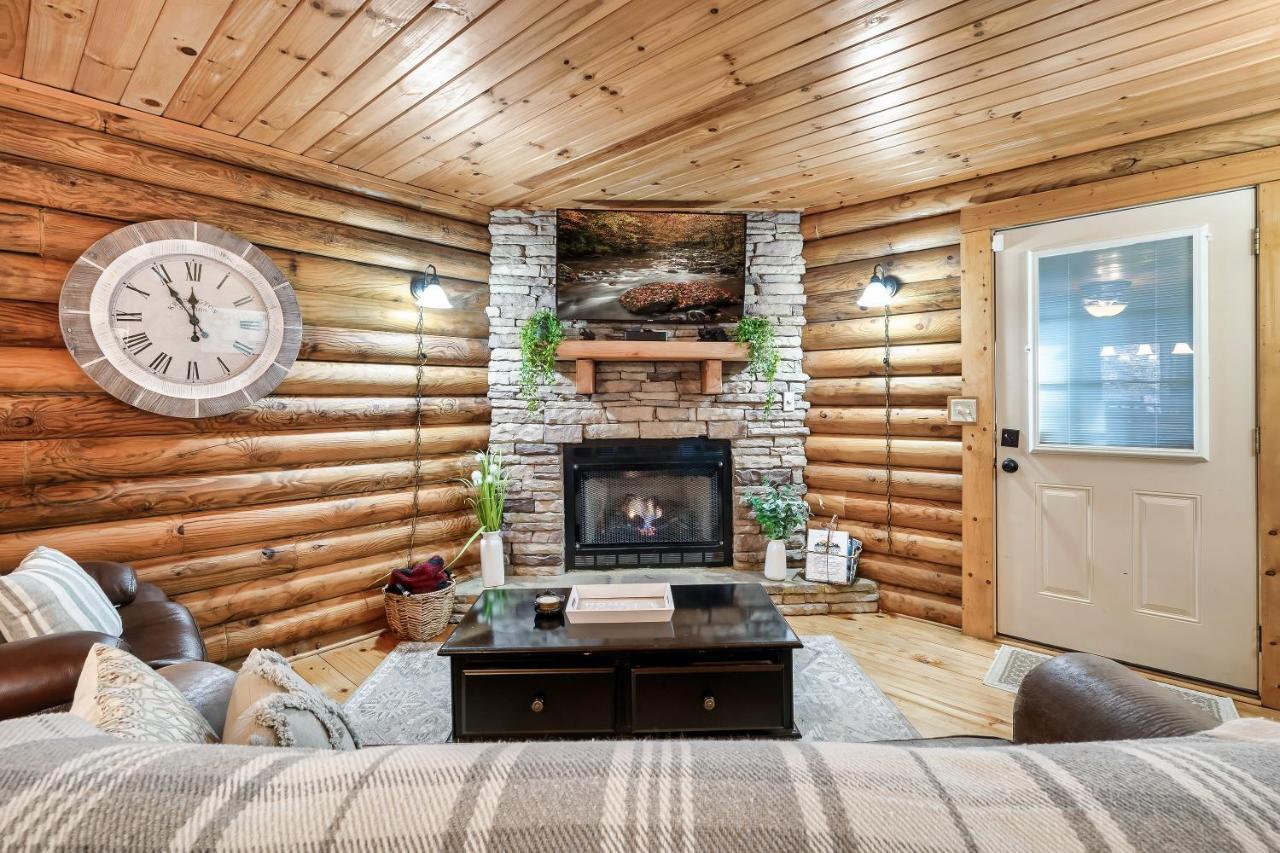 Bear Nakid Villa Pigeon Forge Luaran gambar